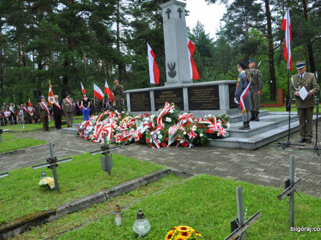 Bo wolność krzyżami się mierzy...