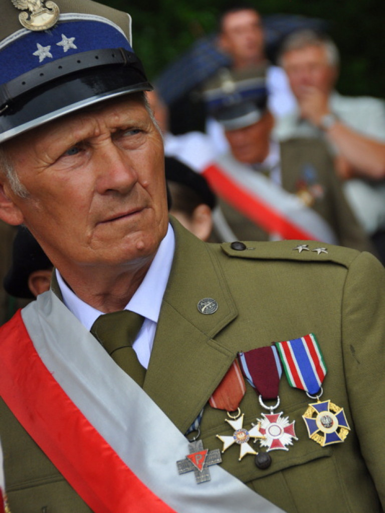 Bo wolność krzyżami się mierzy...