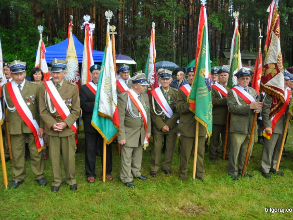 Bo wolność krzyżami się mierzy...
