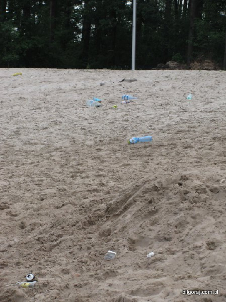 Jeszcze nie otwarty, a już zaśmiecony