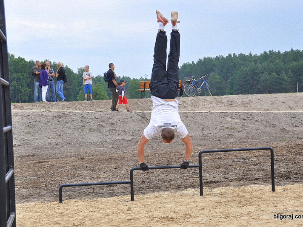 Street workout Biłgoraj - otwarcie parku do ćwiczeń (FOTO)