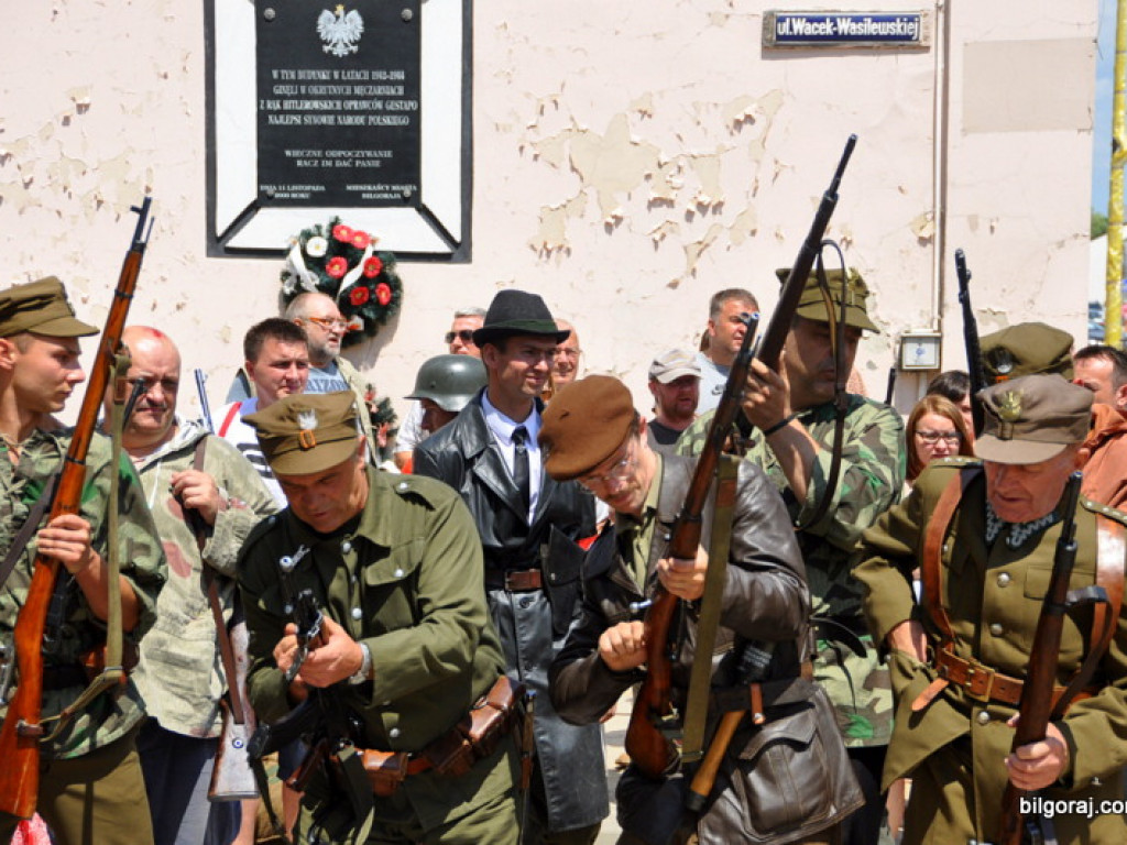 Inscenizacja w rocznicę mordu - zobacz FOTORELACJĘ