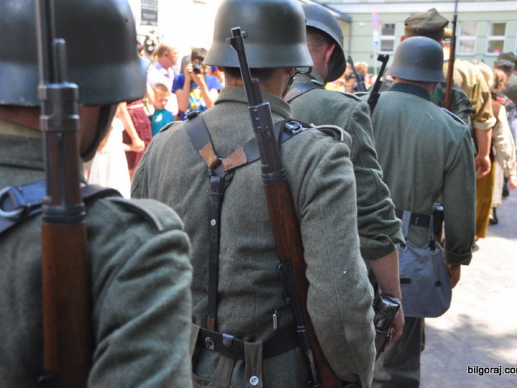 Inscenizacja w rocznicę mordu - zobacz FOTORELACJĘ