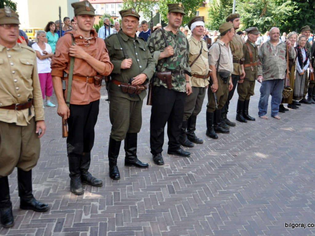 Inscenizacja w rocznicę mordu - zobacz FOTORELACJĘ