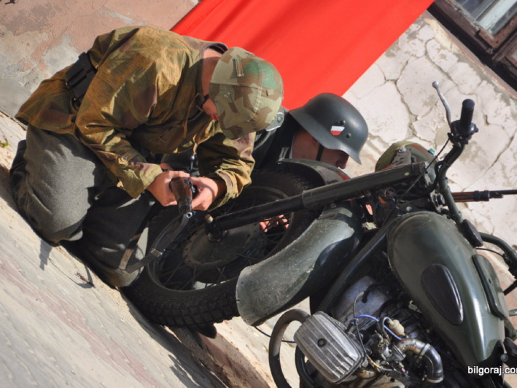 Inscenizacja w rocznicę mordu - zobacz FOTORELACJĘ