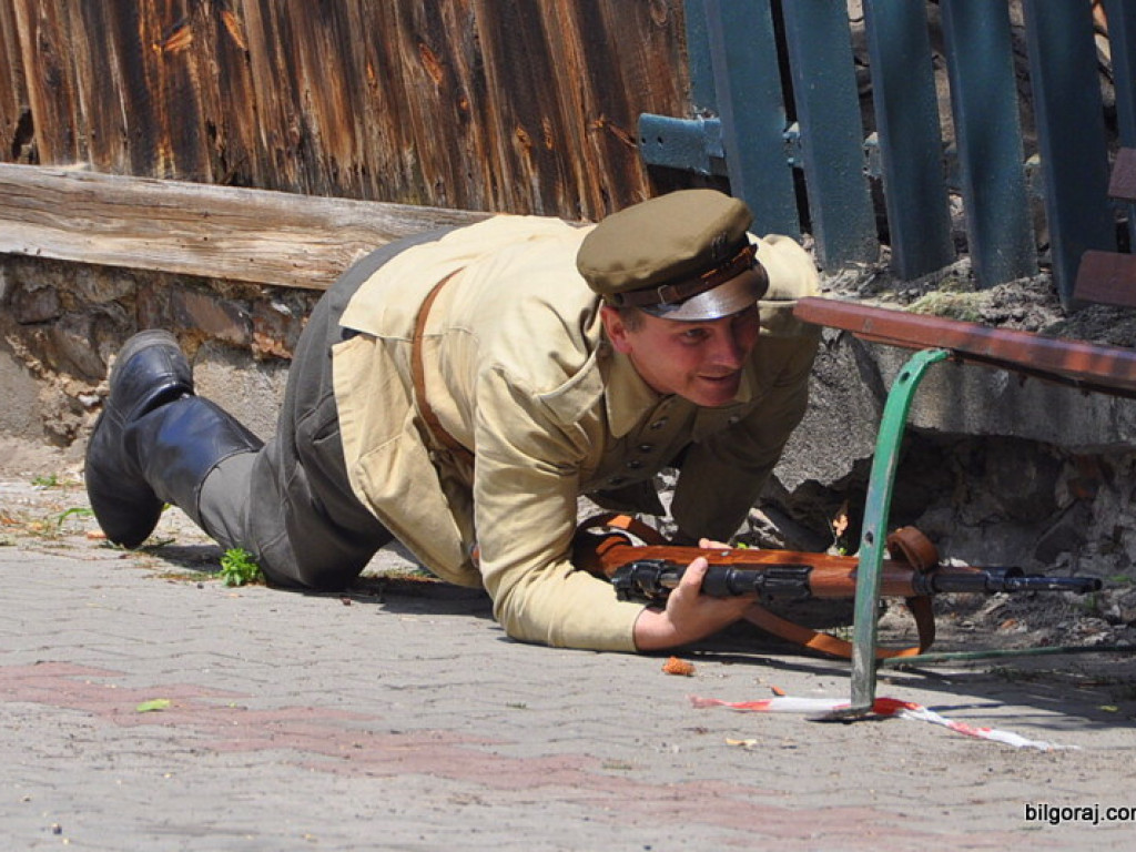 Inscenizacja w rocznicę mordu - zobacz FOTORELACJĘ