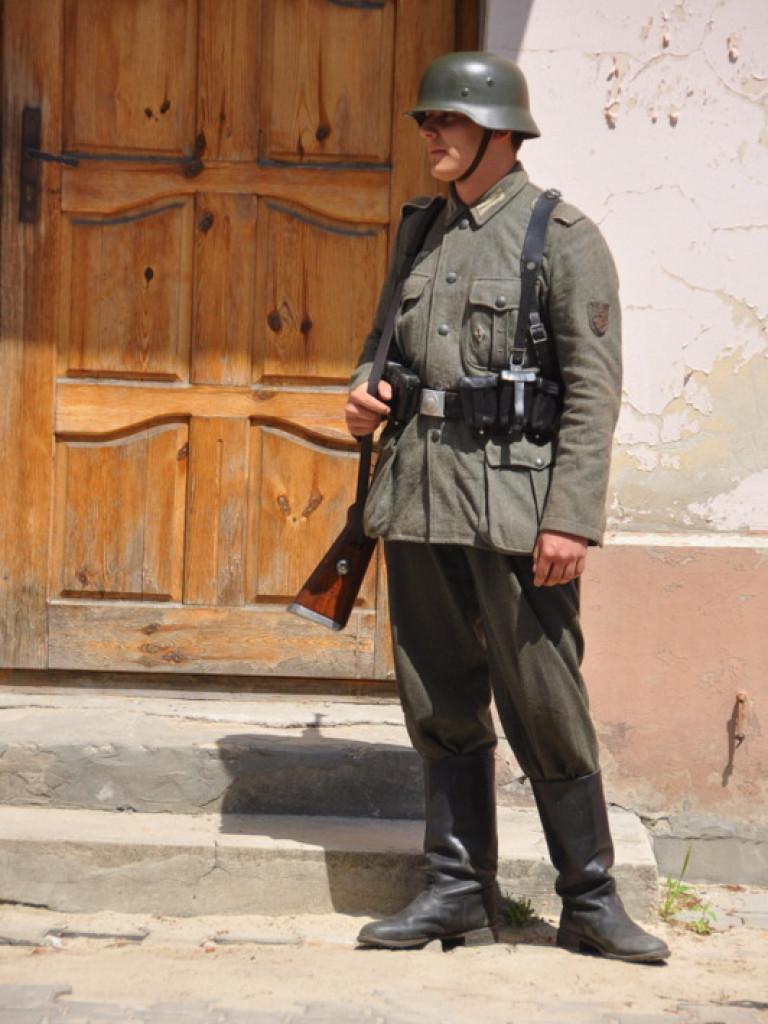 Inscenizacja w rocznicę mordu - zobacz FOTORELACJĘ