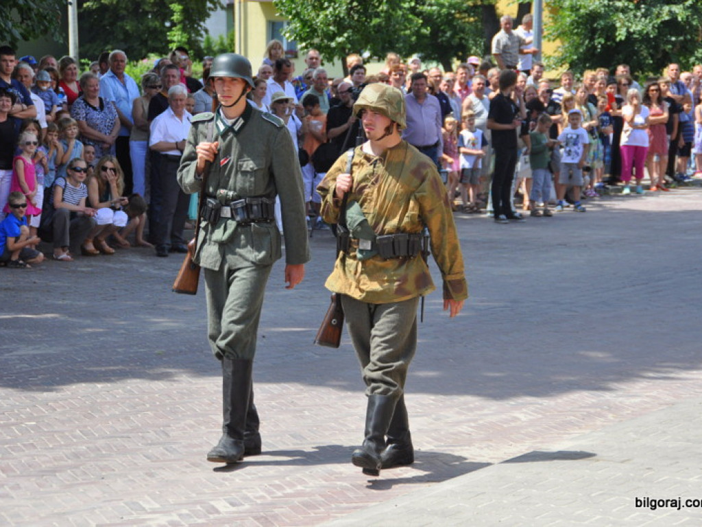 Inscenizacja w rocznicę mordu - zobacz FOTORELACJĘ