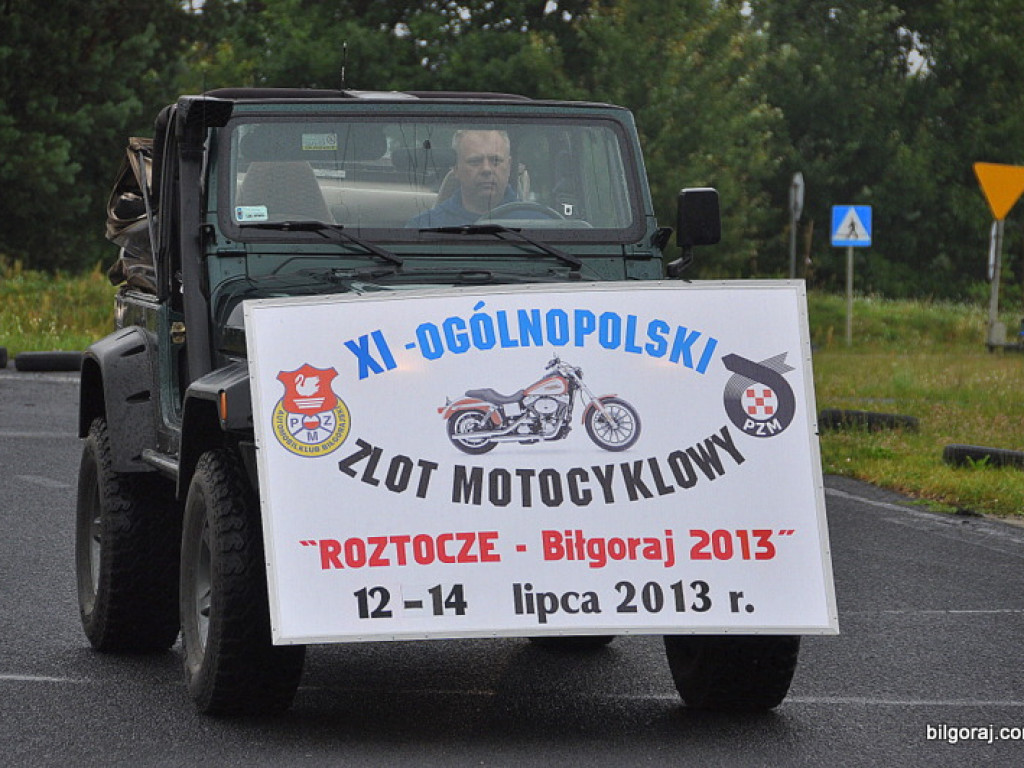 XI Zlot Motocyklowy: Parada przez Miasto i prezentacja motocykli (FOTO)