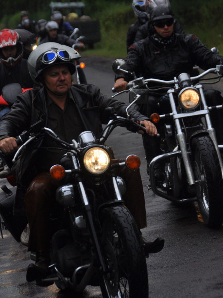 XI Zlot Motocyklowy: Parada przez Miasto i prezentacja motocykli (FOTO)