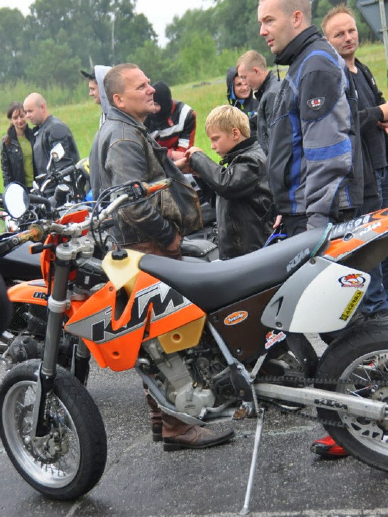 XI Zlot Motocyklowy: Parada przez Miasto i prezentacja motocykli (FOTO)