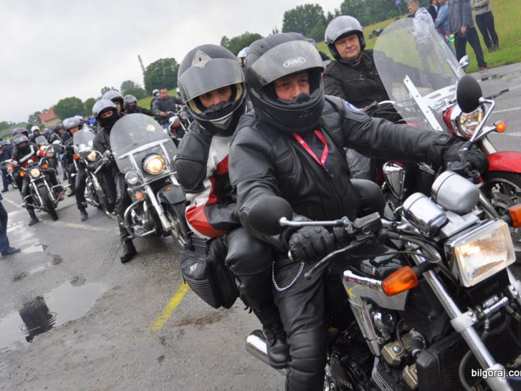 XI Zlot Motocyklowy: Parada przez Miasto i prezentacja motocykli (FOTO)