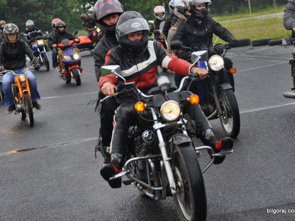 XI Zlot Motocyklowy: Parada przez Miasto i prezentacja motocykli (FOTO)