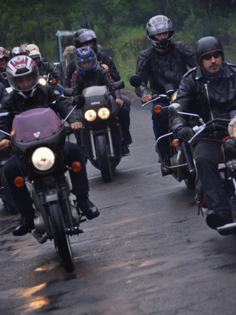 XI Zlot Motocyklowy: Parada przez Miasto i prezentacja motocykli (FOTO)