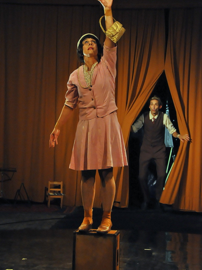 Spektakl nowocyrkowej trupy Pandoras Circus (FOTO)