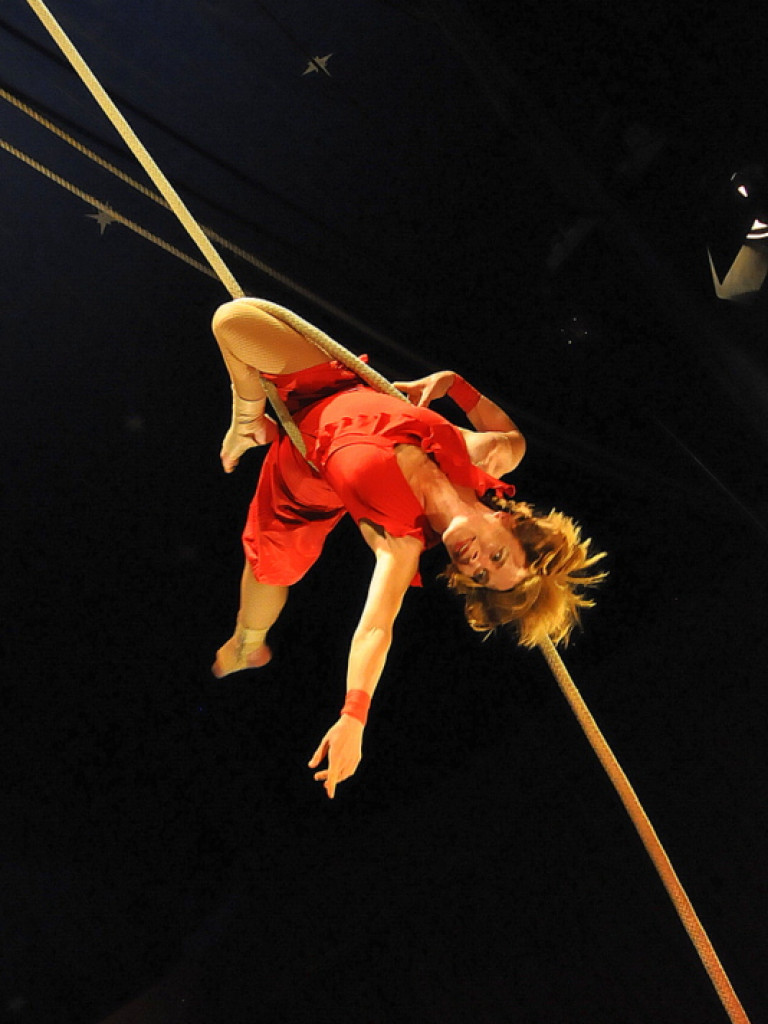 Spektakl nowocyrkowej trupy Pandoras Circus (FOTO)