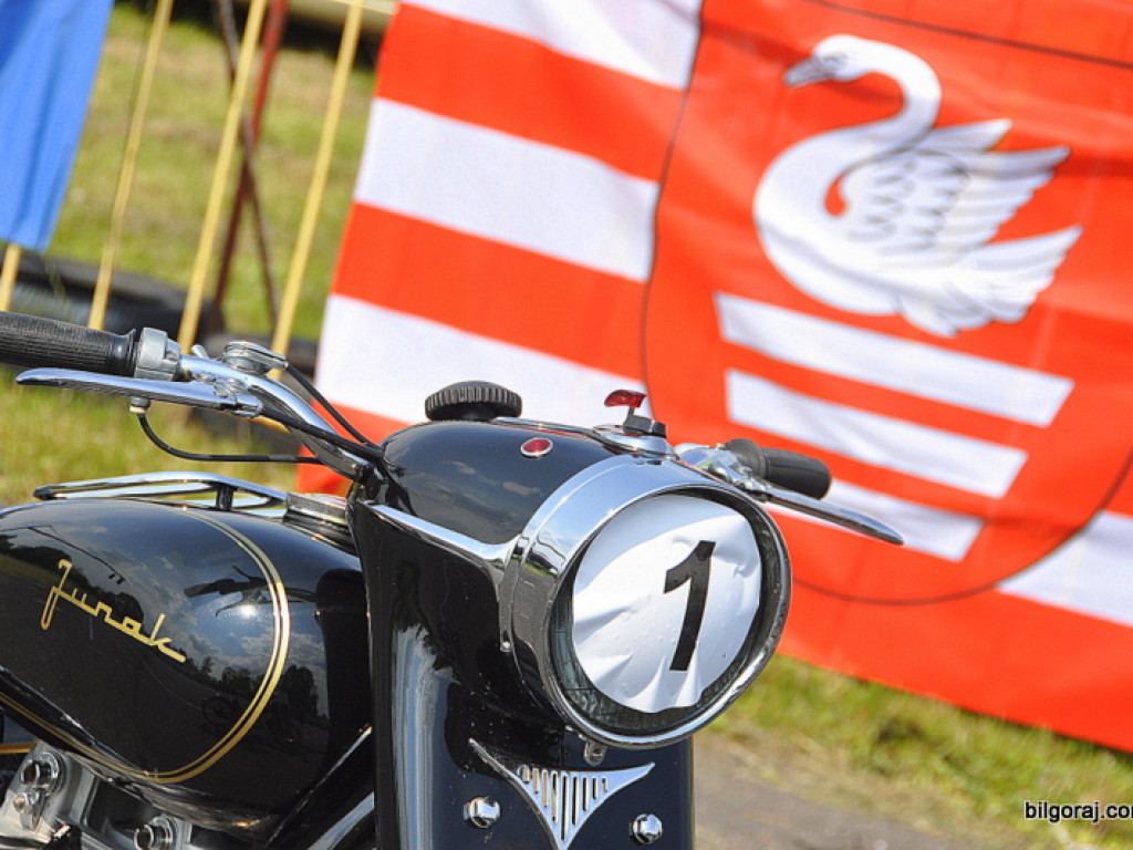 Wyścigi motocykli zabytkowych - Biłgoraj 2013 (FOTO)