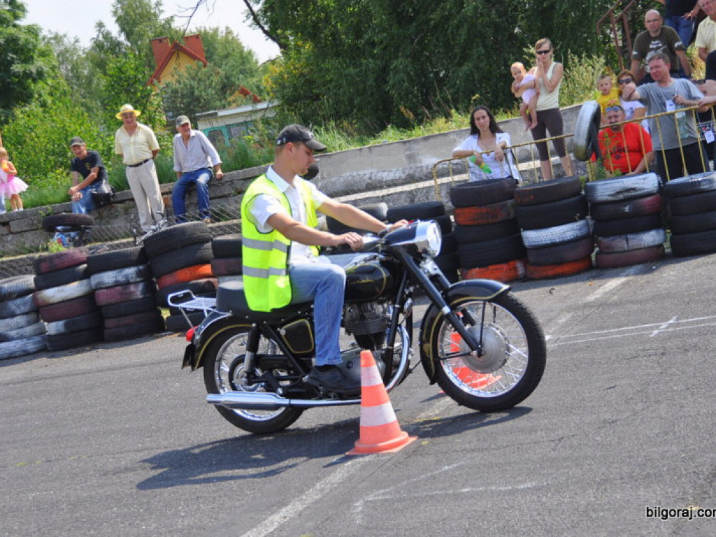 Wyścigi motocykli zabytkowych - Biłgoraj 2013 (FOTO)