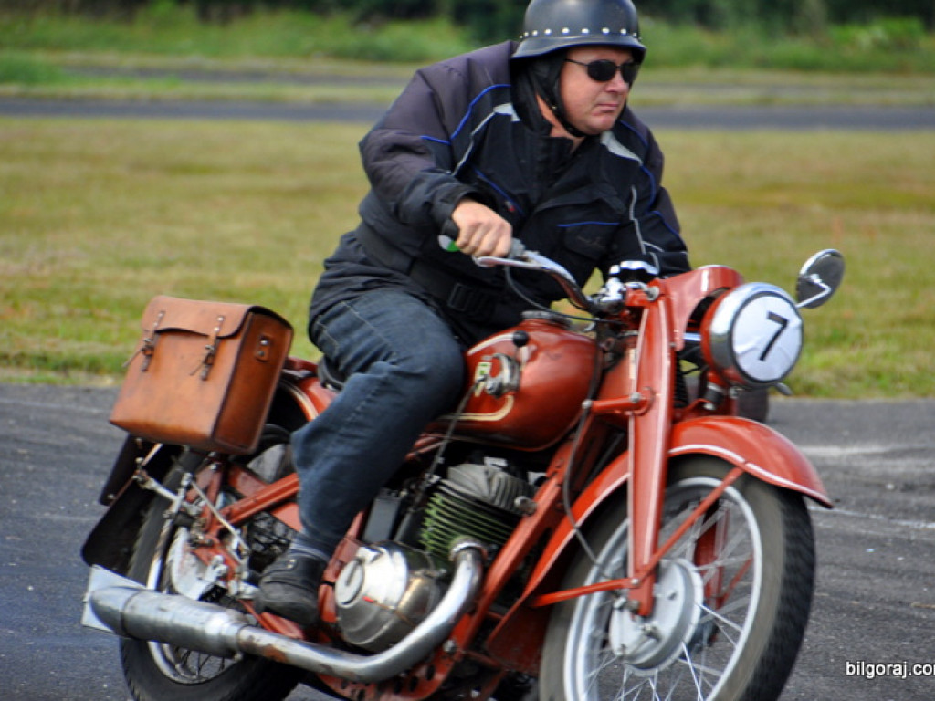 Wyścigi motocykli zabytkowych - Biłgoraj 2013 (FOTO)