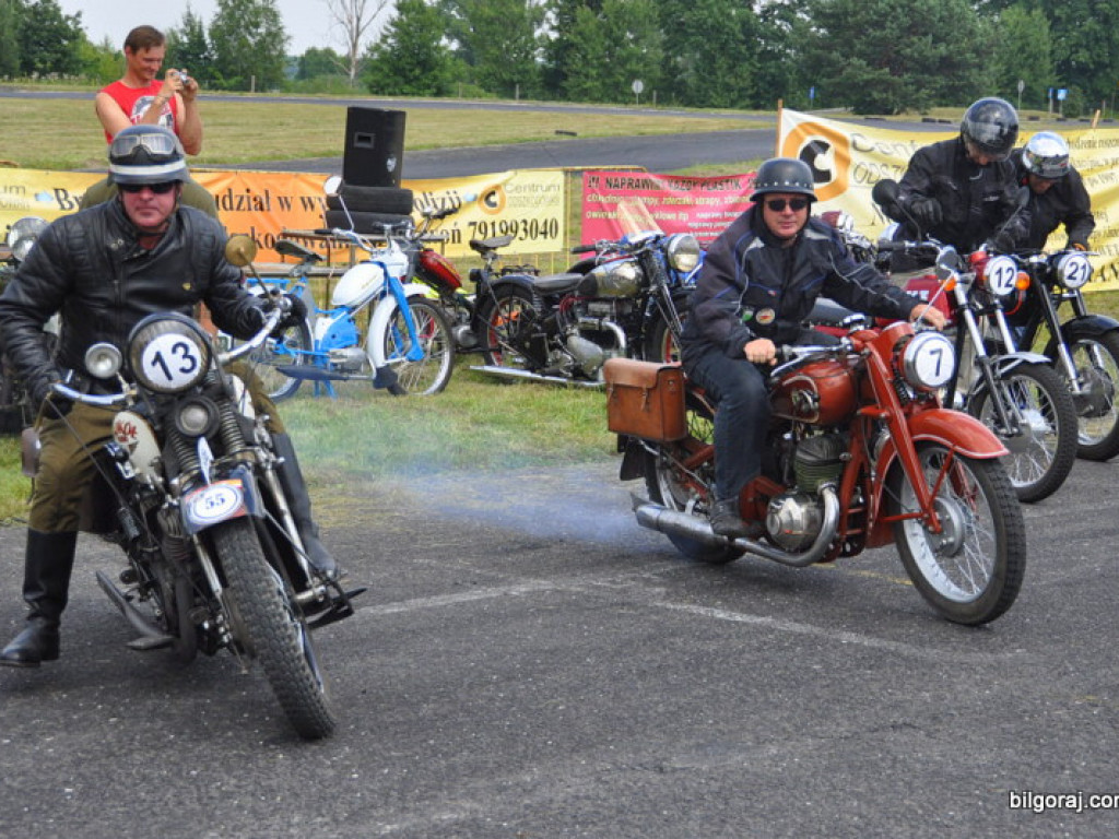 Wyścigi motocykli zabytkowych - Biłgoraj 2013 (FOTO)