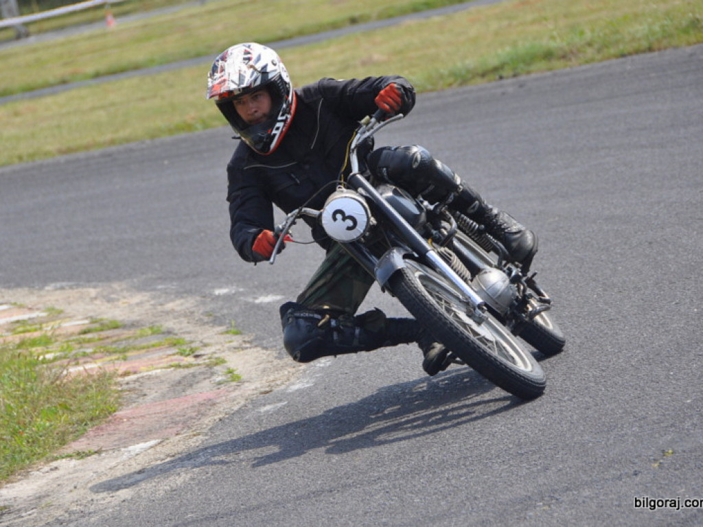Wyścigi motocykli zabytkowych - Biłgoraj 2013 (FOTO)