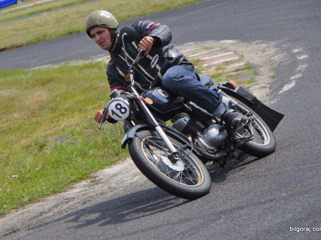 Wyścigi motocykli zabytkowych - Biłgoraj 2013 (FOTO)