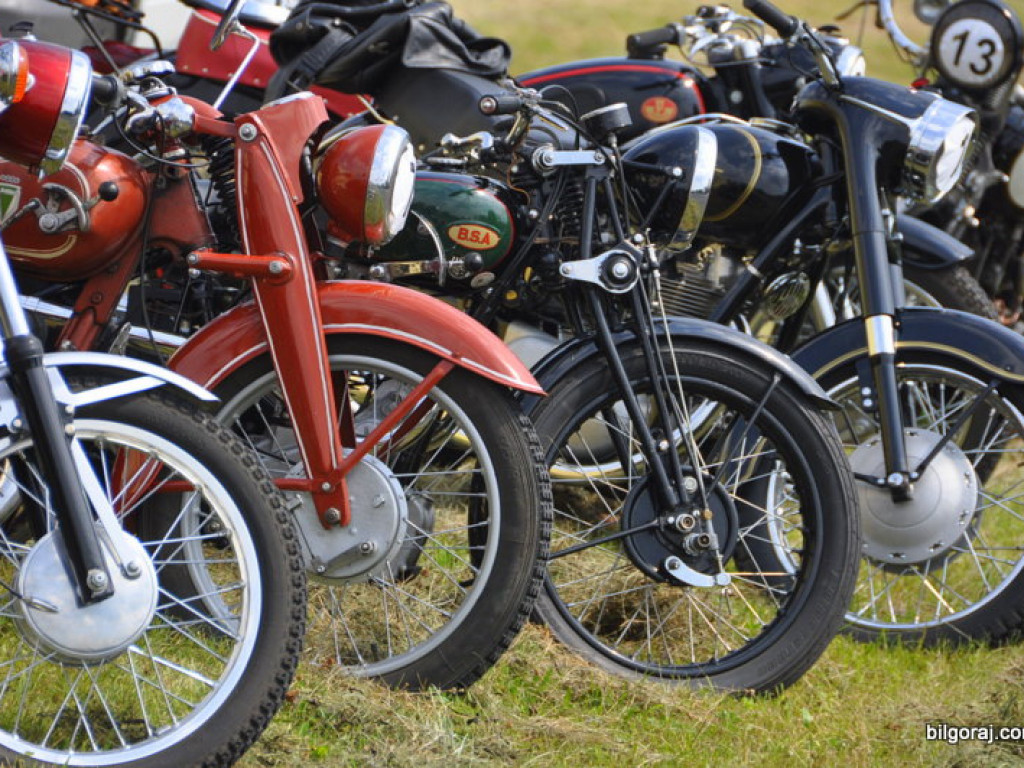 Wyścigi motocykli zabytkowych - Biłgoraj 2013 (FOTO)