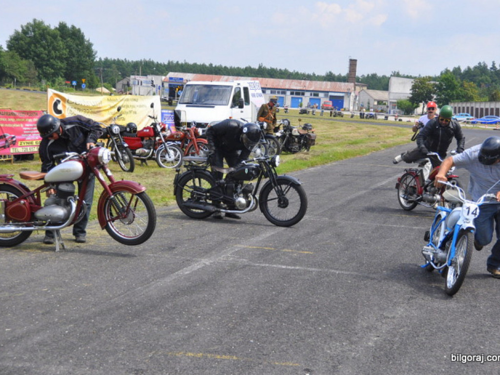 Wyścigi motocykli zabytkowych - Biłgoraj 2013 (FOTO)