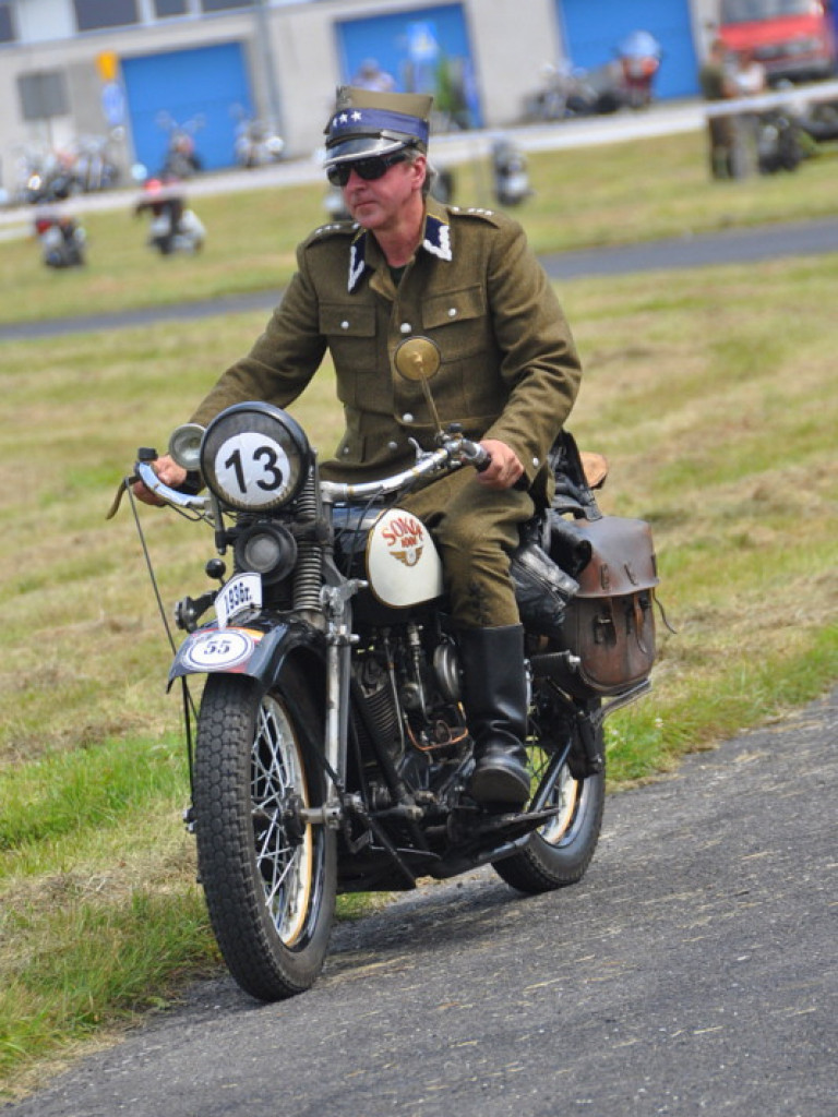 Wyścigi motocykli zabytkowych - Biłgoraj 2013 (FOTO)