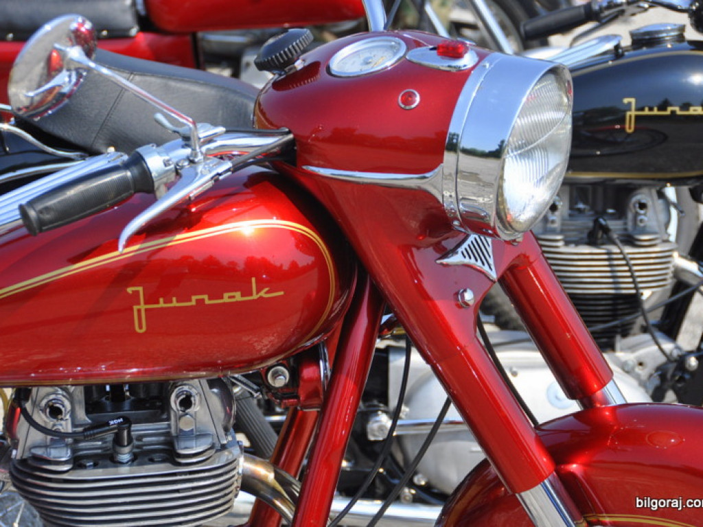 Wyścigi motocykli zabytkowych - Biłgoraj 2013 (FOTO)