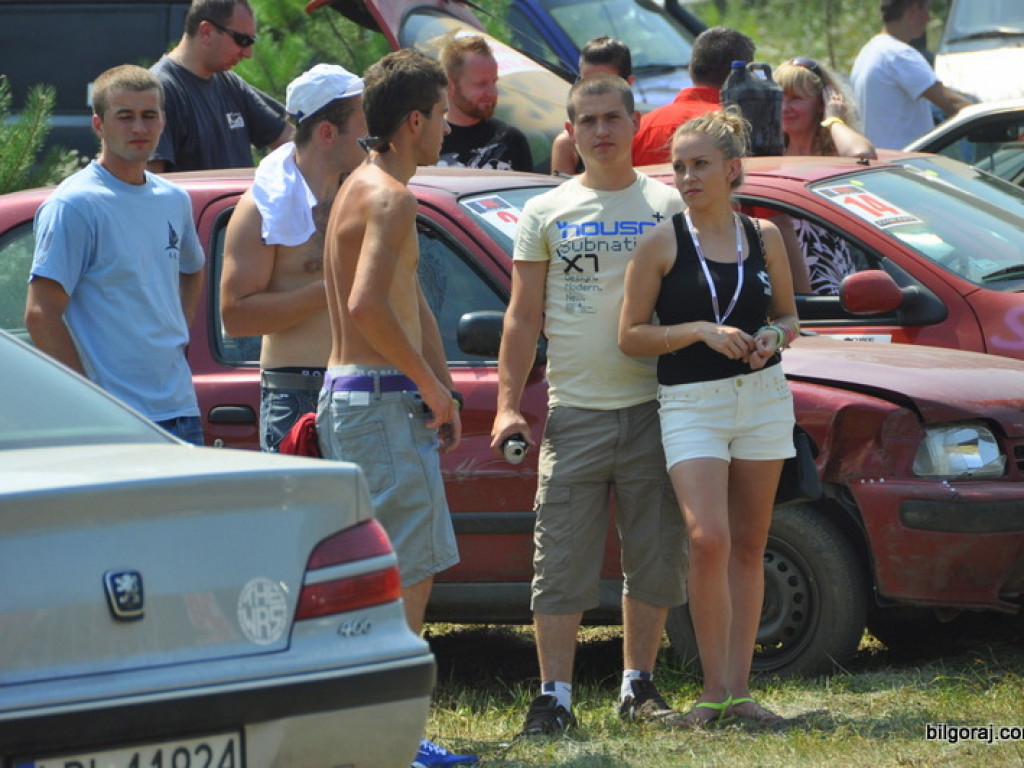 Wyścigi złomów po raz drugi (FOTO)