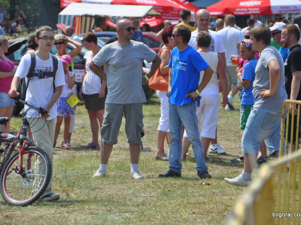 Wyścigi złomów po raz drugi (FOTO)