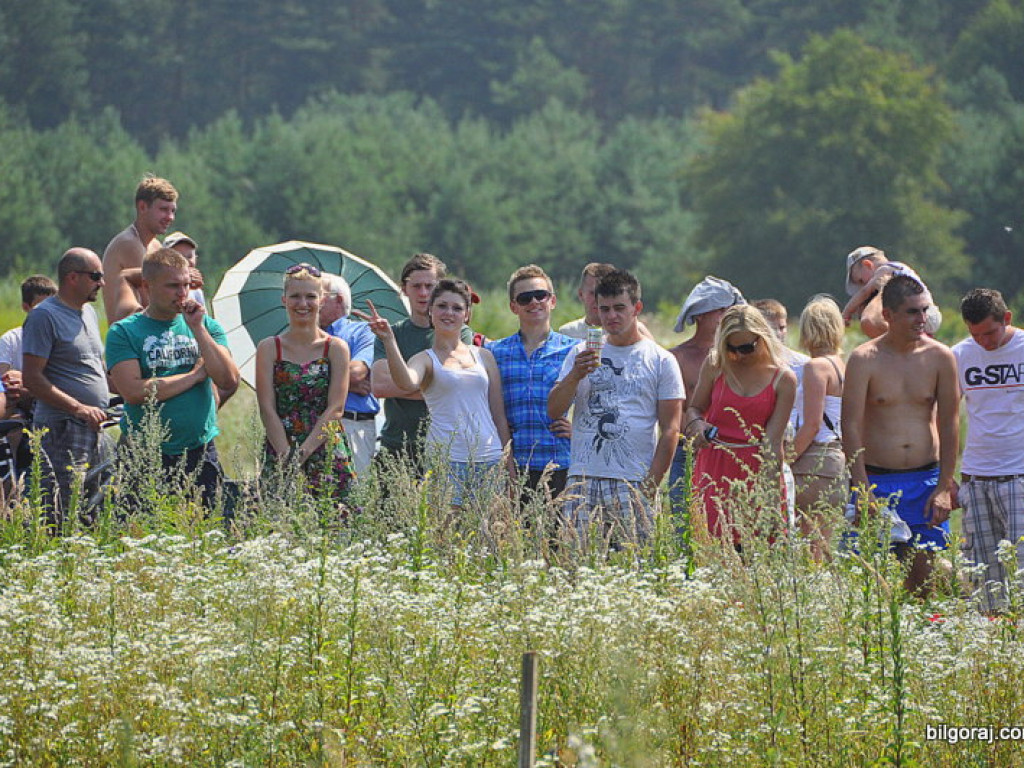 Wyścigi złomów po raz drugi (FOTO)