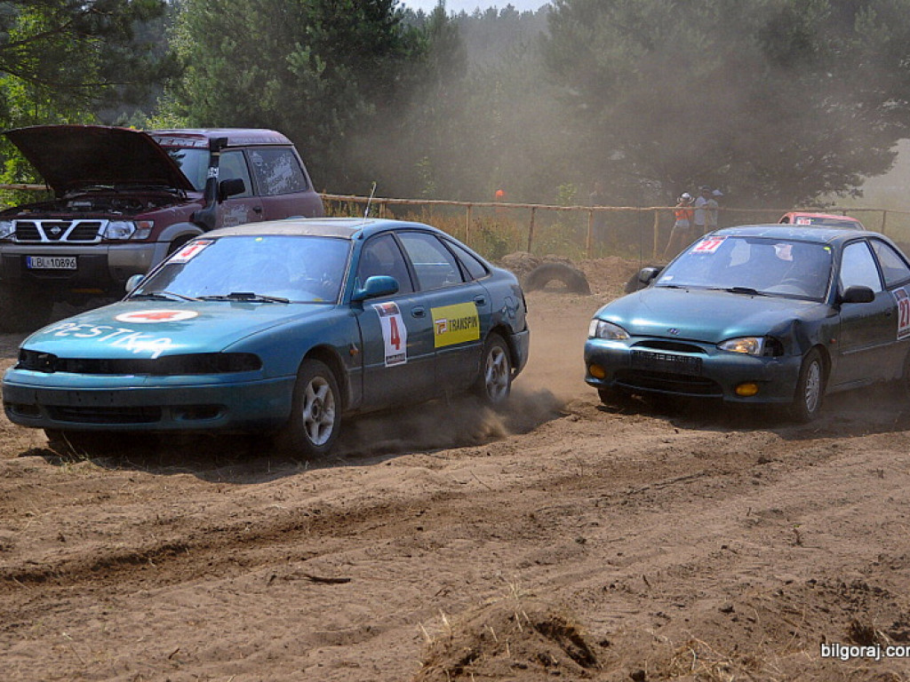 Wyścigi złomów po raz drugi (FOTO)