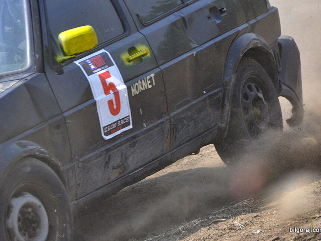 Wyścigi złomów po raz drugi (FOTO)