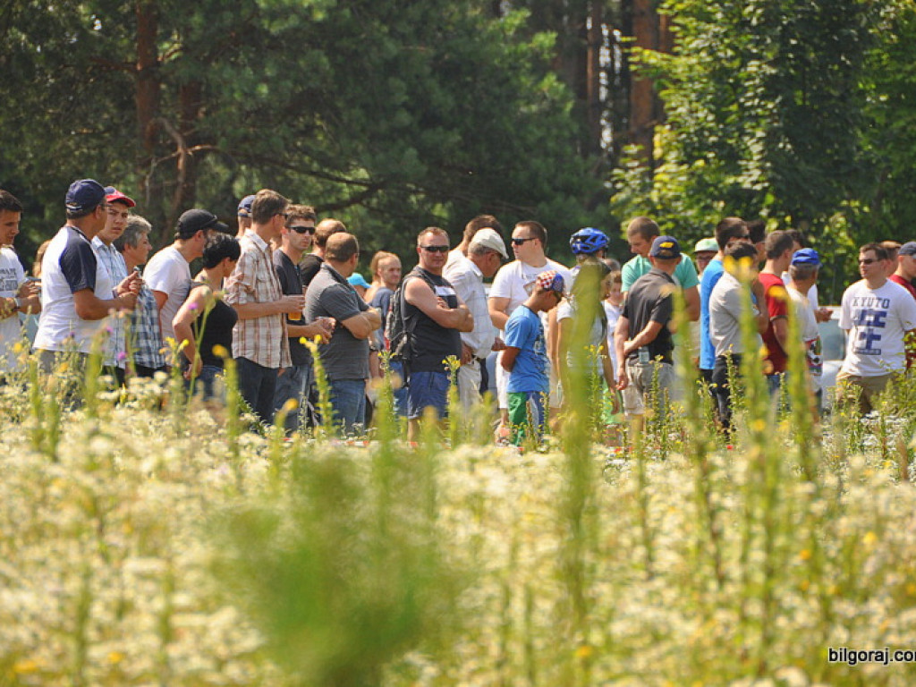Wyścigi złomów po raz drugi (FOTO)
