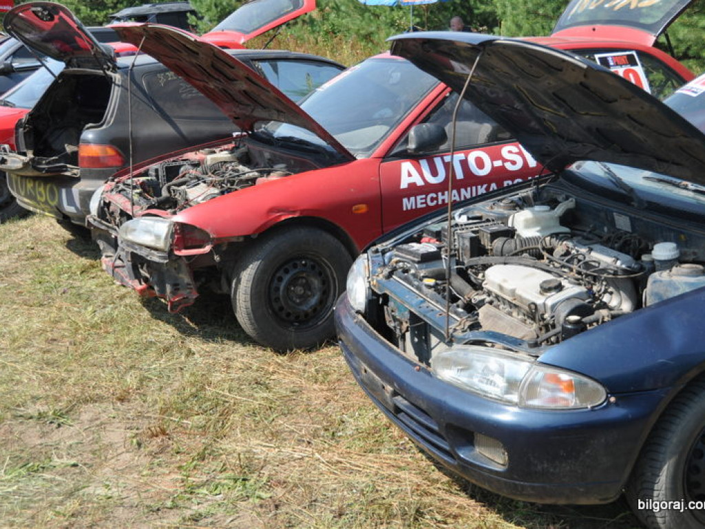 Wyścigi złomów po raz drugi (FOTO)