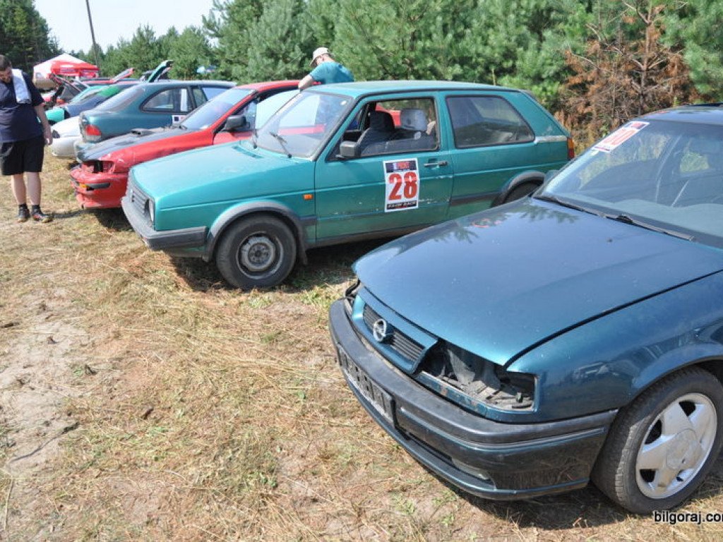 Wyścigi złomów po raz drugi (FOTO)