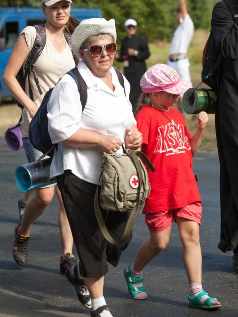 Pierwsze etapy pielgrzymowania Grupy Ziemi Biłgorajskiej (FOTO)