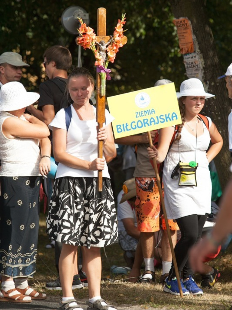 Pierwsze etapy pielgrzymowania Grupy Ziemi Biłgorajskiej (FOTO)