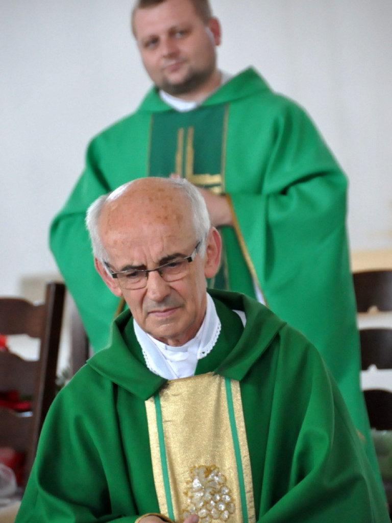 Parafianie z Chrystusa Króla pożegnali swego proboszcza. Ks. Stec odszedł na emeryturę