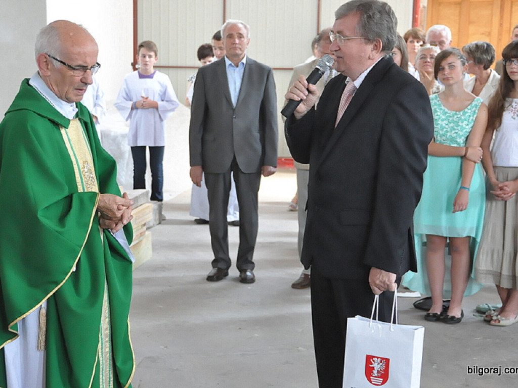 Parafianie z Chrystusa Króla pożegnali swego proboszcza. Ks. Stec odszedł na emeryturę