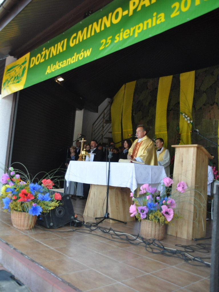 Aleksandrów: Dożynki gminno - parafialne 2013