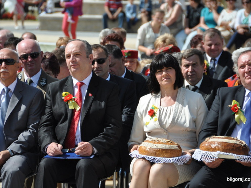 Bogu za plony, rolnikom za pracę - Dożynki Powiatowe 2013 (FOTO, VIDEO)