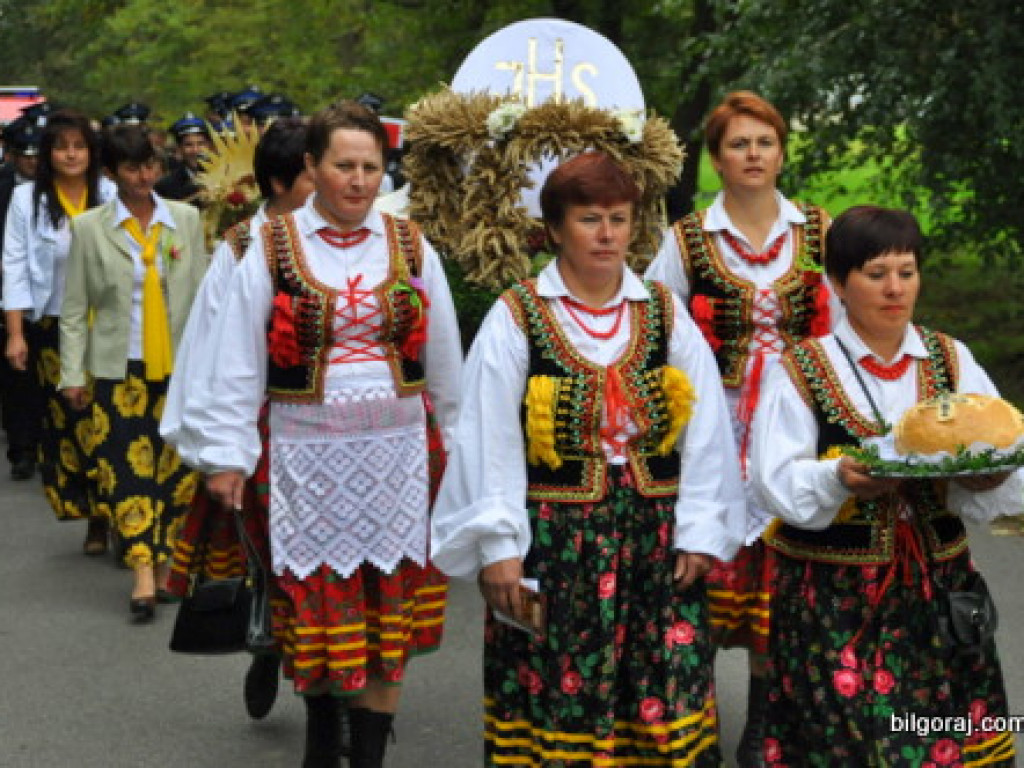 Tarnogród: Dożynki gminno - parafialne w Luchowie (FOTO)