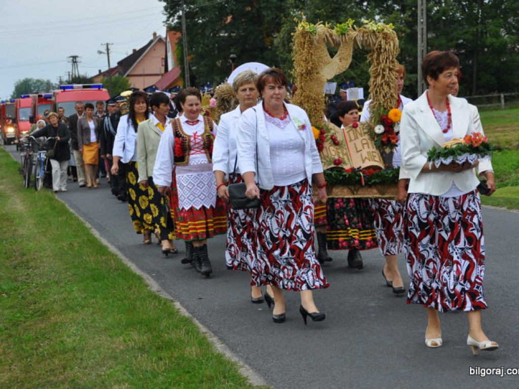 Tarnogród: Dożynki gminno - parafialne w Luchowie (FOTO)