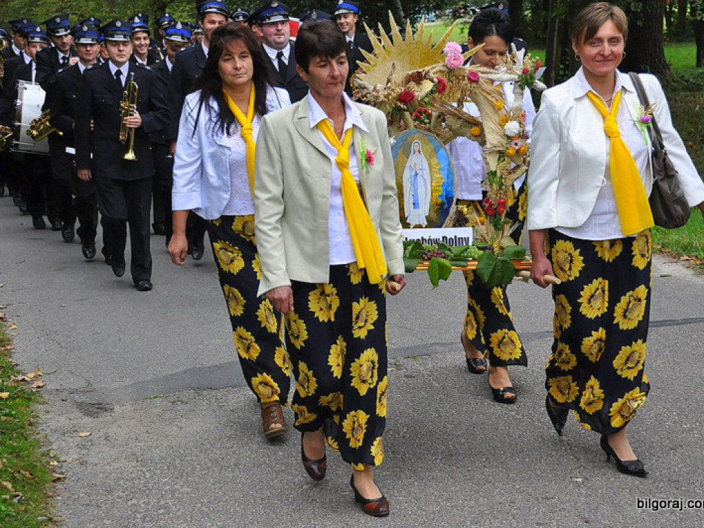 Tarnogród: Dożynki gminno - parafialne w Luchowie (FOTO)