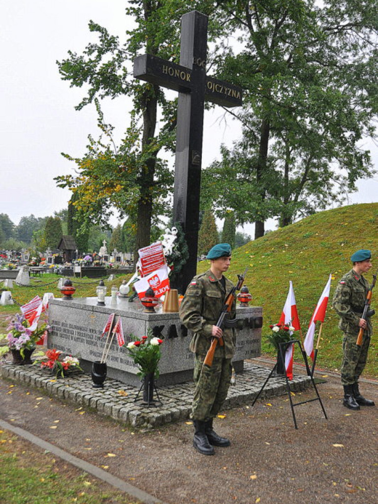Wybaczyć nie znaczy zapomnieć - 74. rocznica sowieckiej agresji na Polskę (FOTO, VIDEO)