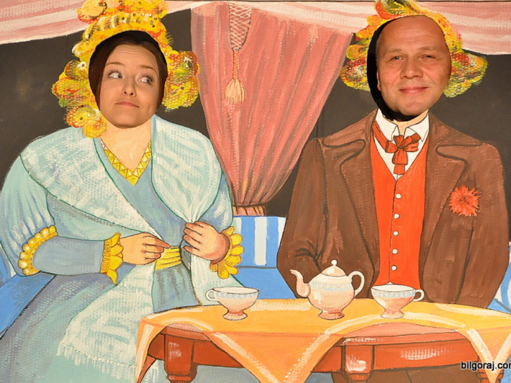 Nie wracajmy jeszcze na ziemię, w brokacie gwiazd nam do twarzy!