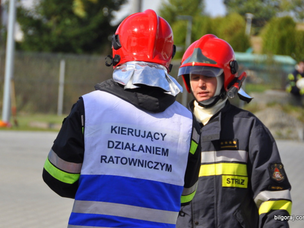 Wyciek amoniaku w Tarnogrodzie. Strażacy ćwiczyli działania w sytuacji zagrożenia chemicznego (FOTO)